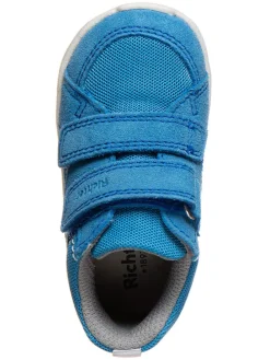 Sneakers in Blau