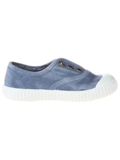 Sneakers in Blau