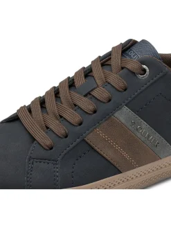 Sneakers in Dunkelblau