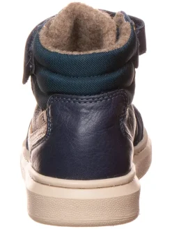 Sneakers in Dunkelblau