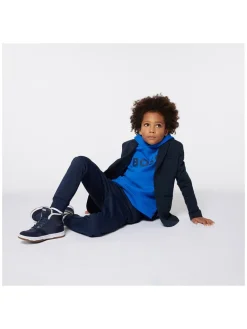 Sneakers in Dunkelblau