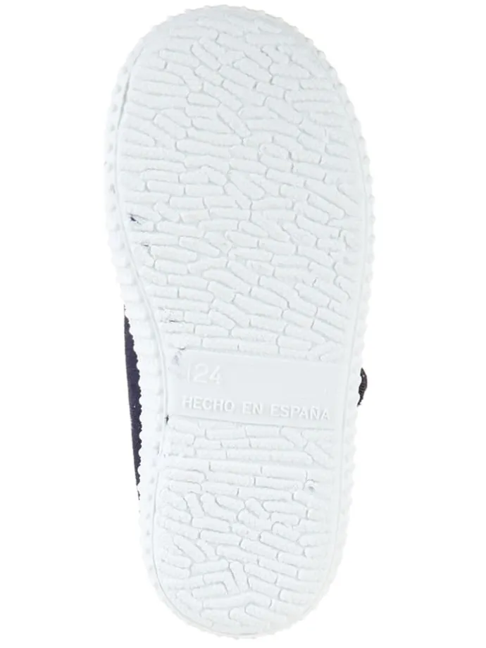 Sneakers in Dunkelblau