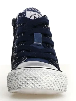 Sneakers in Dunkelblau