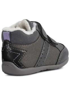 Sneakers in Dunkelgrau