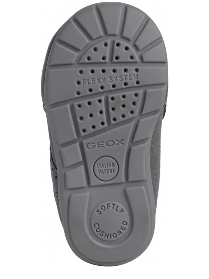 Sneakers in Dunkelgrau