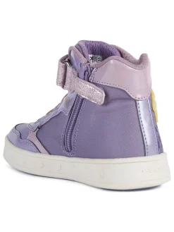 Sneakers in Lila