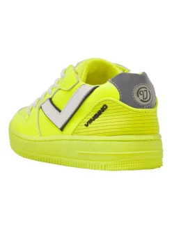 Sneakers in Neongelb