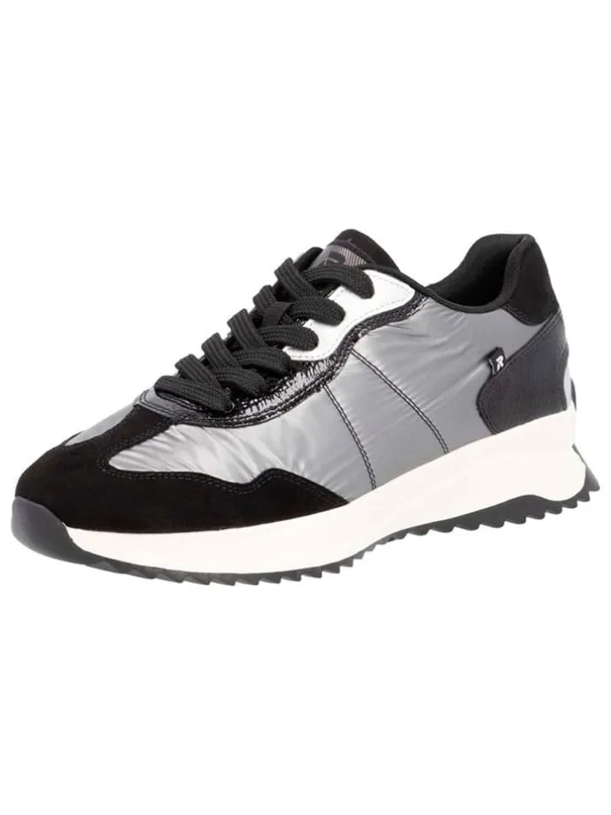 Sneakers in Schwarz/ Silber