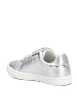 Sneakers in Silber