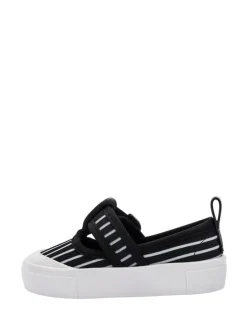 Spangenballerinas in Schwarz/ Weiß