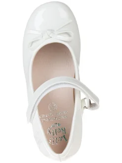 Spangenballerinas in Weiß