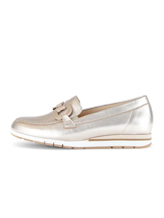 Sportliche Ballerinas in gold