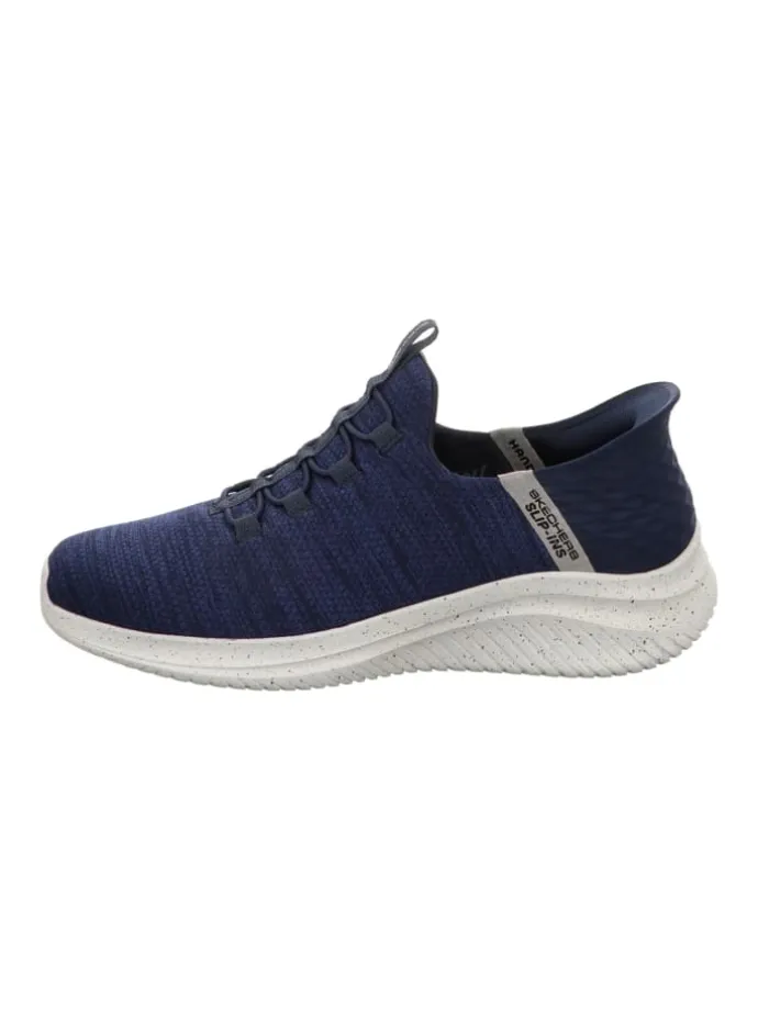 Sportliche Schnürschuhe in Blau