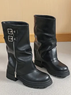Stiefel in Schwarz