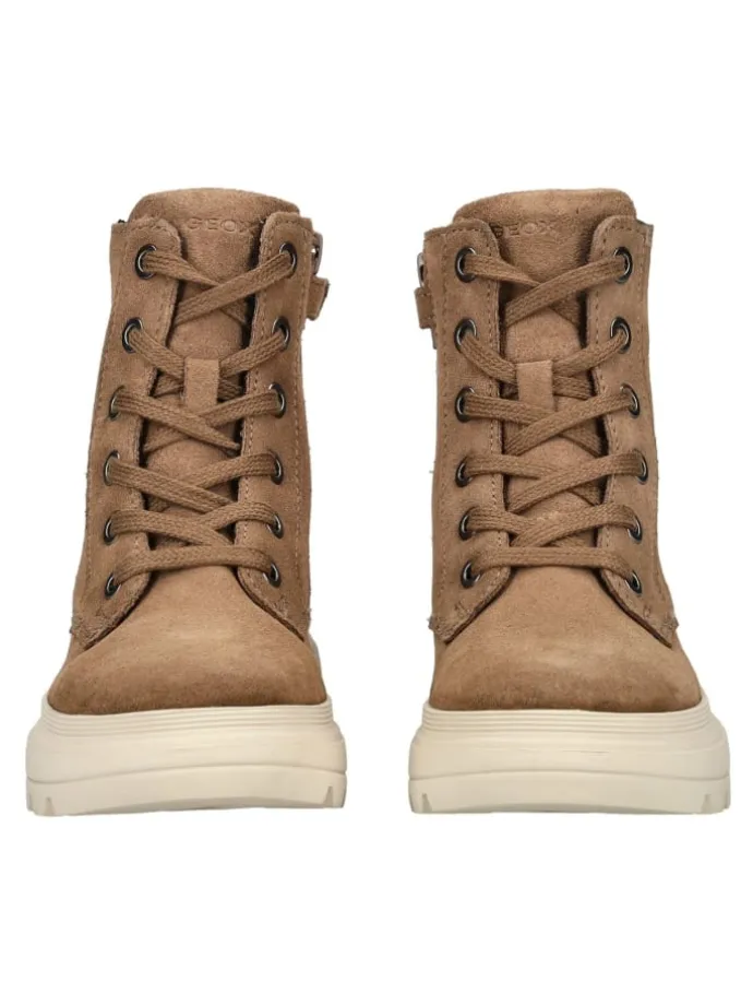 Stiefelette in Braun