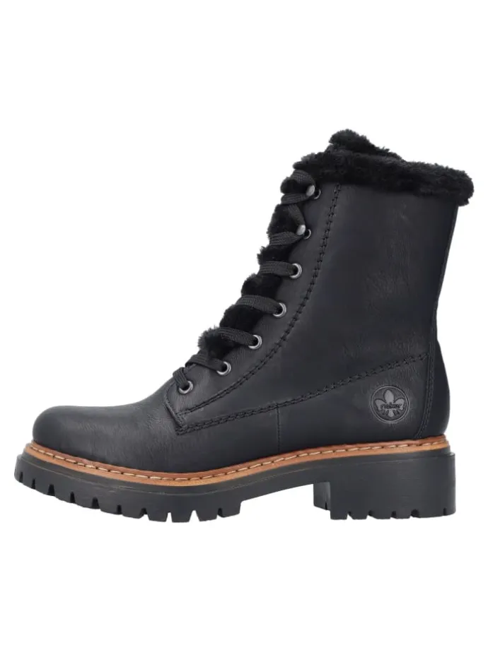 Stiefelette in Schwarz