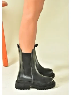 Stiefeletten in Schwarz