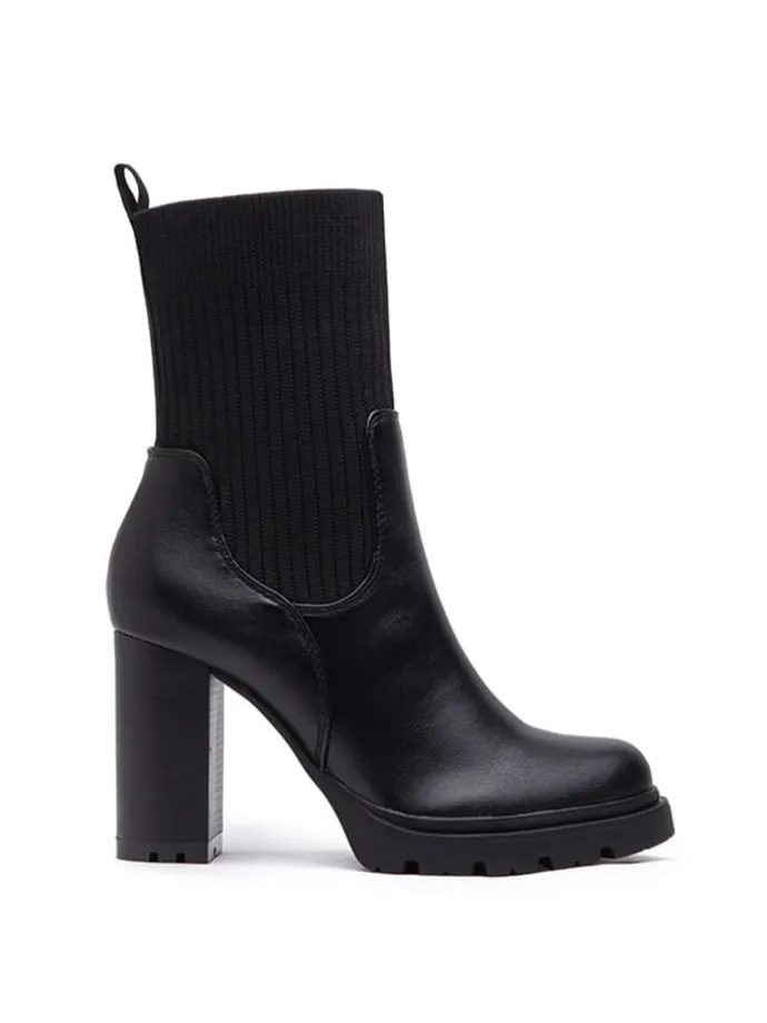 Stiefeletten in Schwarz