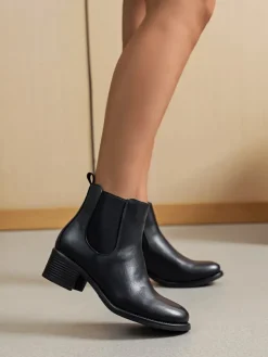 Stiefeletten in Schwarz