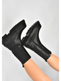 Stiefeletten in Schwarz