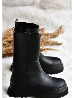 Stiefeletten in Schwarz