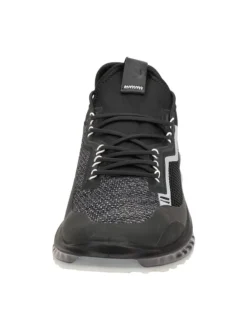 Trainings- & Hallenschuhe in Schwarz