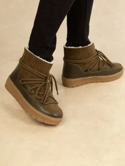 Winterboots in Dunkelgrün