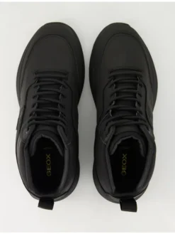 Winterstiefel in Schwarz