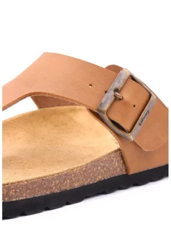 Zehentrenner in Hellbraun